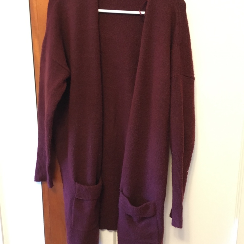 Oversized burgundy sweater